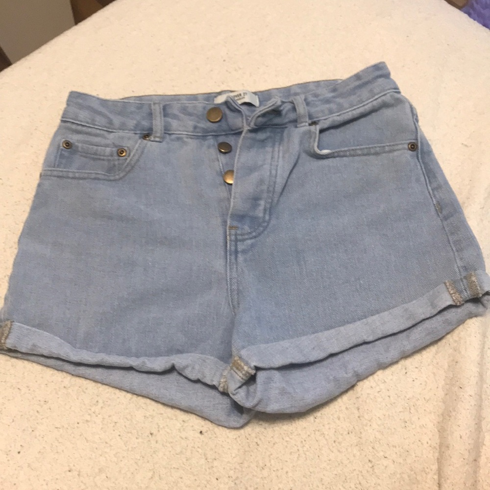Light wash high waisted jean shorts